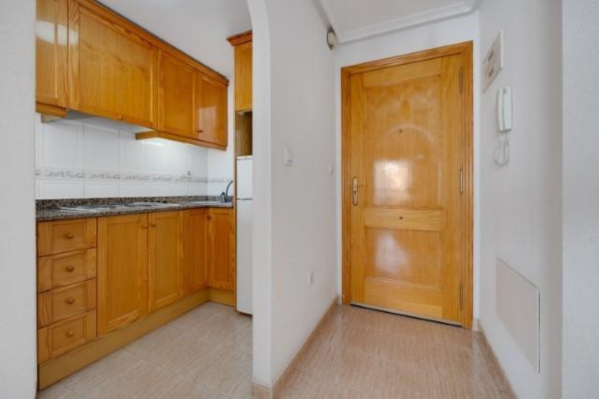 Resale - Apartment / flat - Torrevieja - Centro