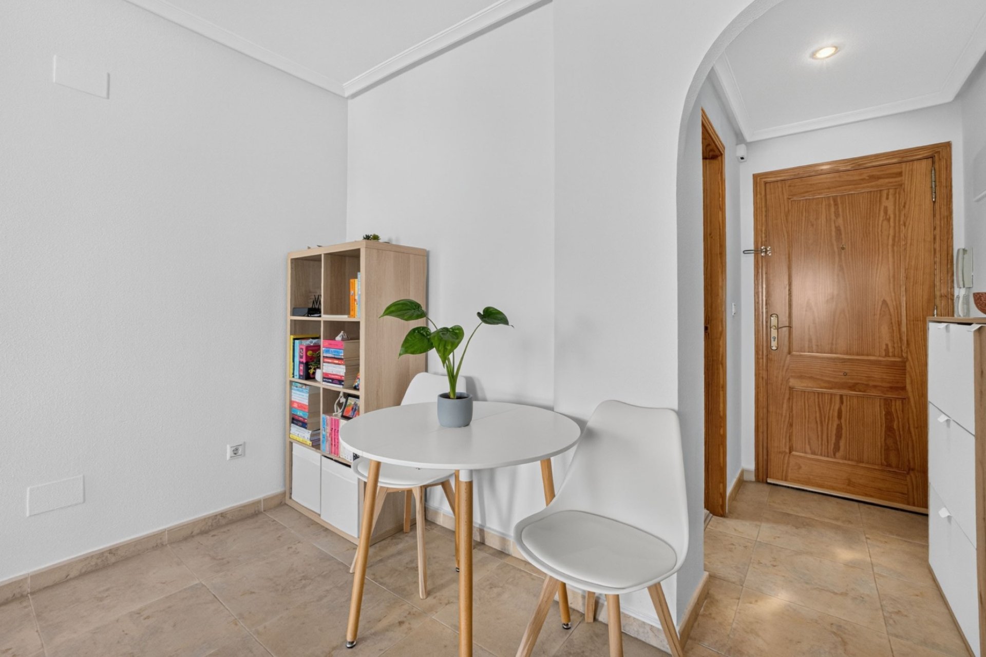 Resale - Apartment / Flat * - Torrevieja * - Centro