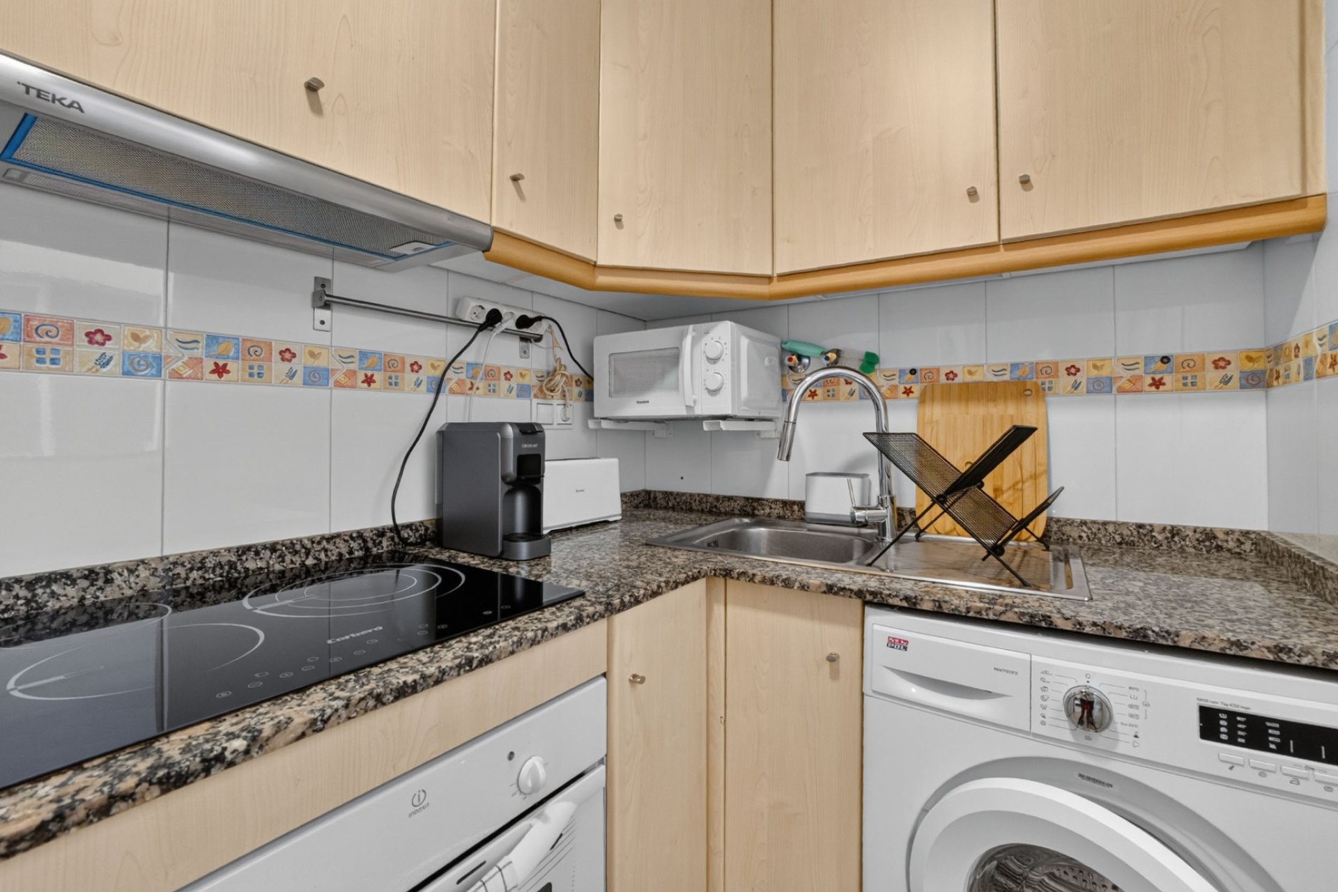 Resale - Apartment / Flat * - Torrevieja * - Centro