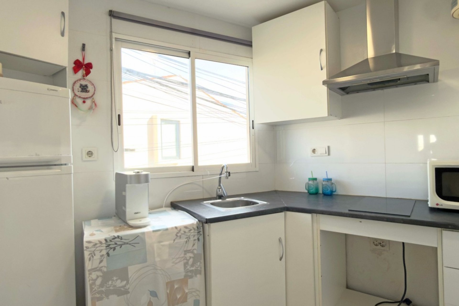Resale - Apartment / Flat * - Torrevieja * - El Acequión - Los Náufragos