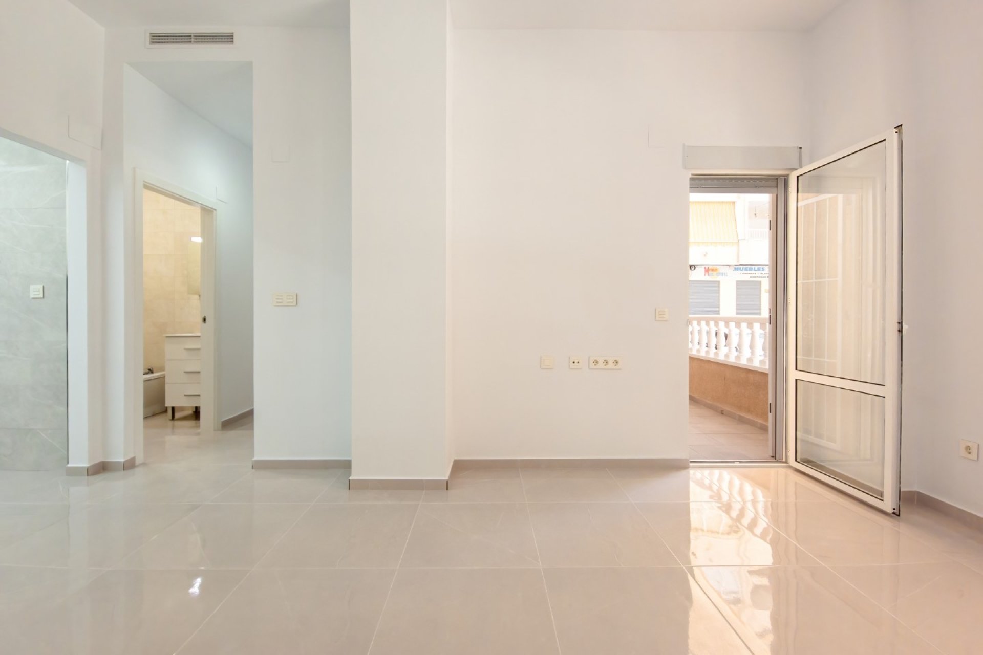 Resale - Apartment / flat - Torrevieja - El Acequión