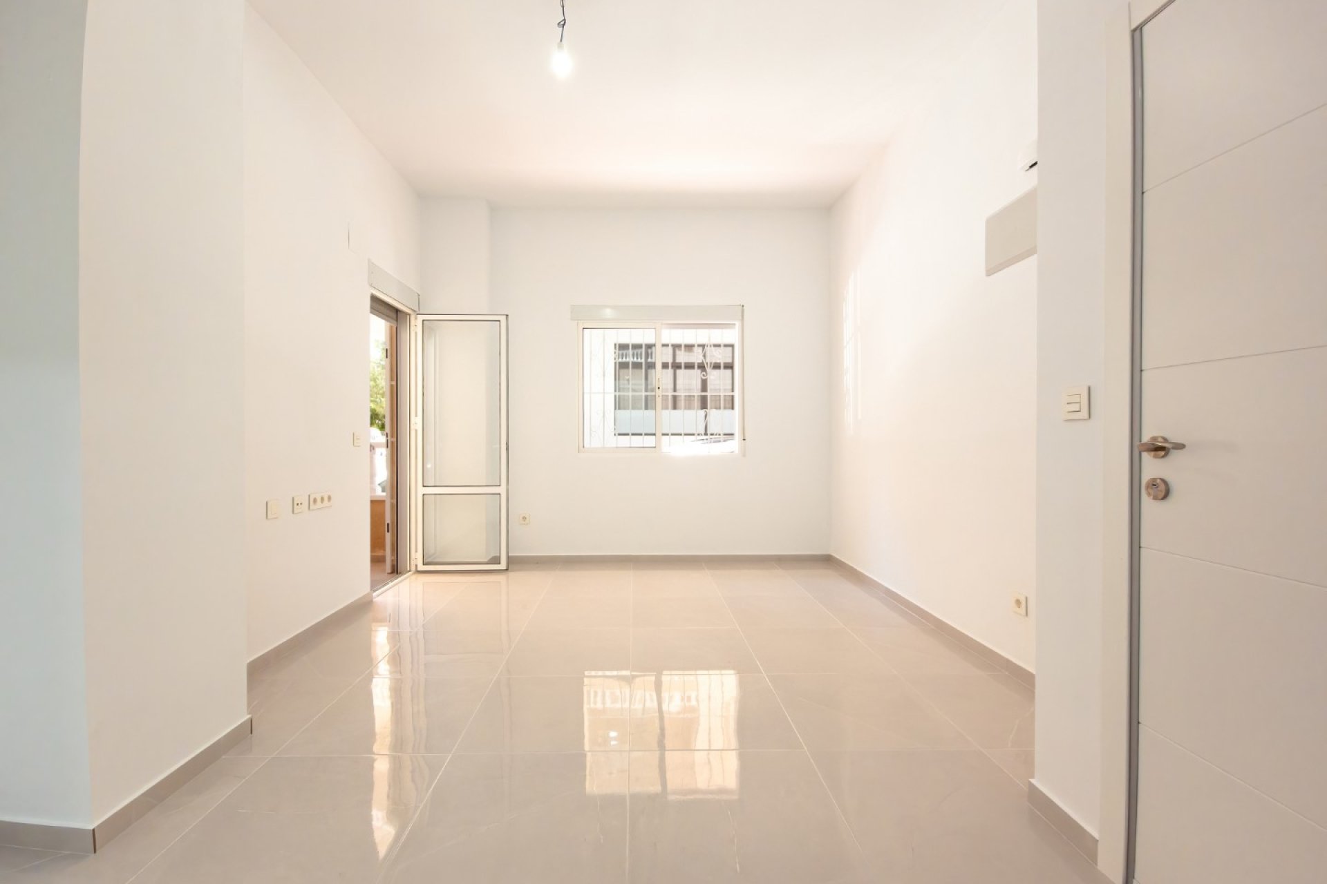 Resale - Apartment / flat - Torrevieja - El Acequión