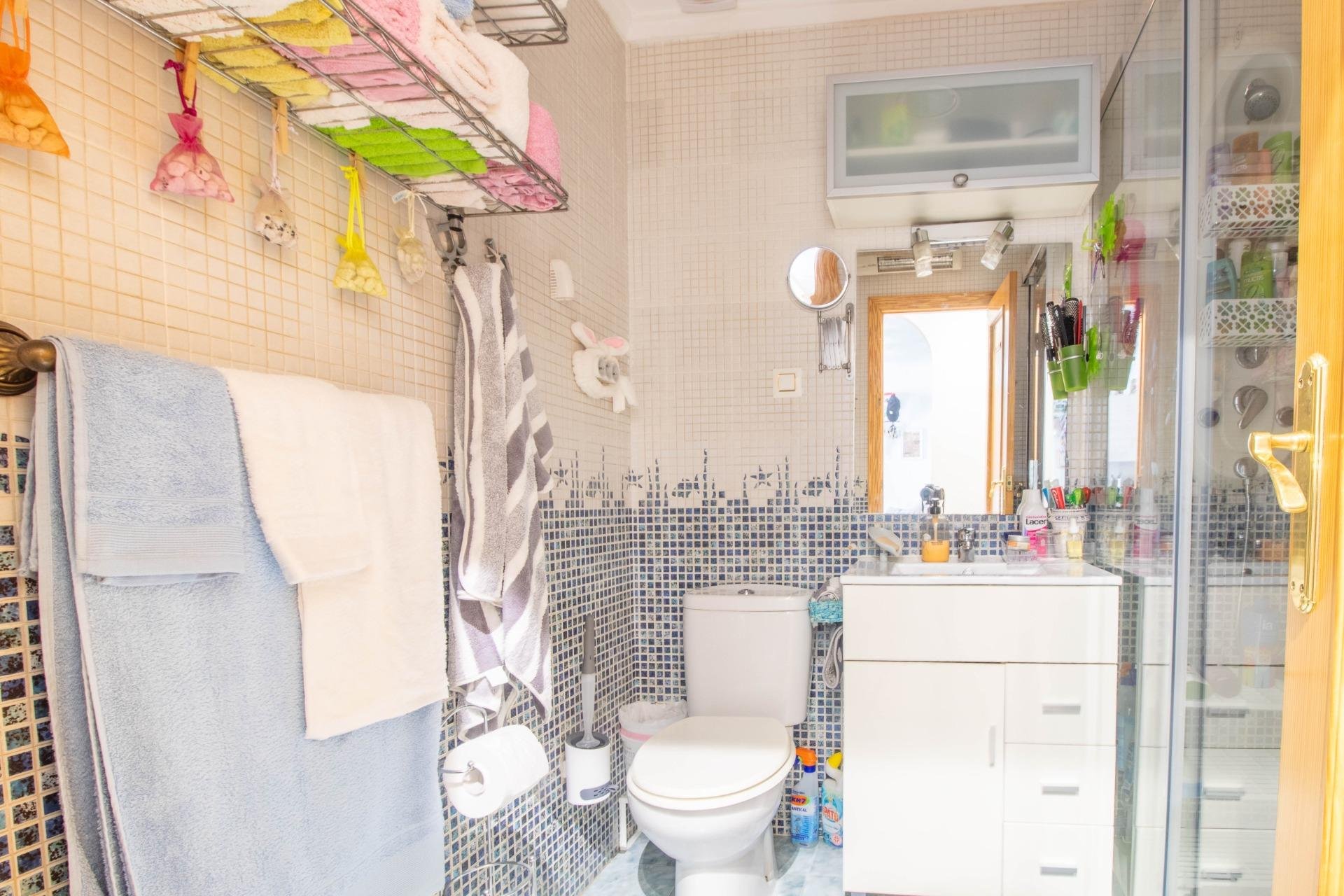 Resale - Apartment / Flat * - Torrevieja - El chaparral *