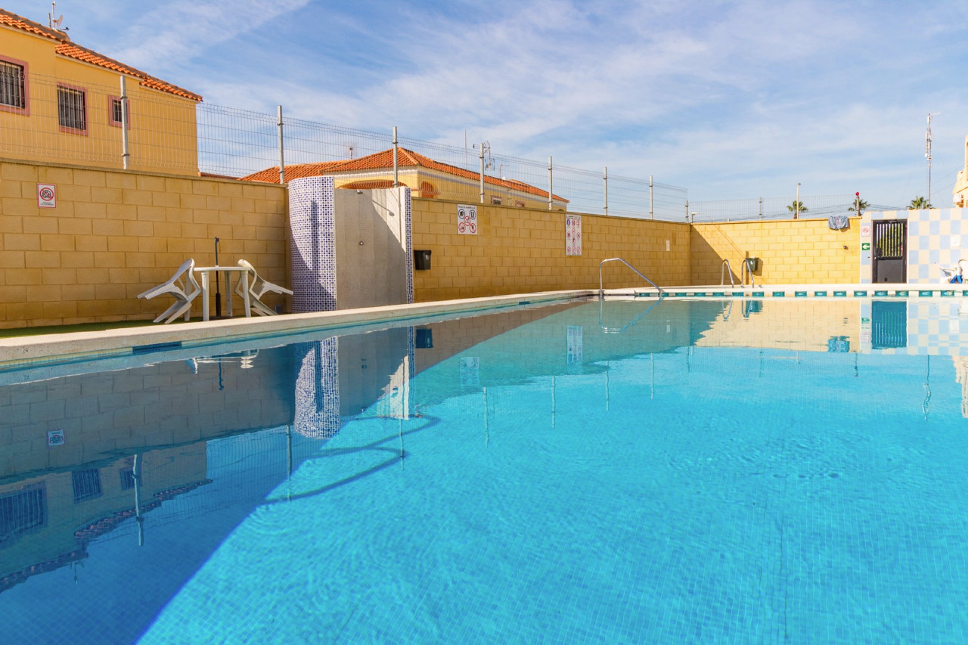 Resale - Apartment / Flat * - Torrevieja * - El Chaparral