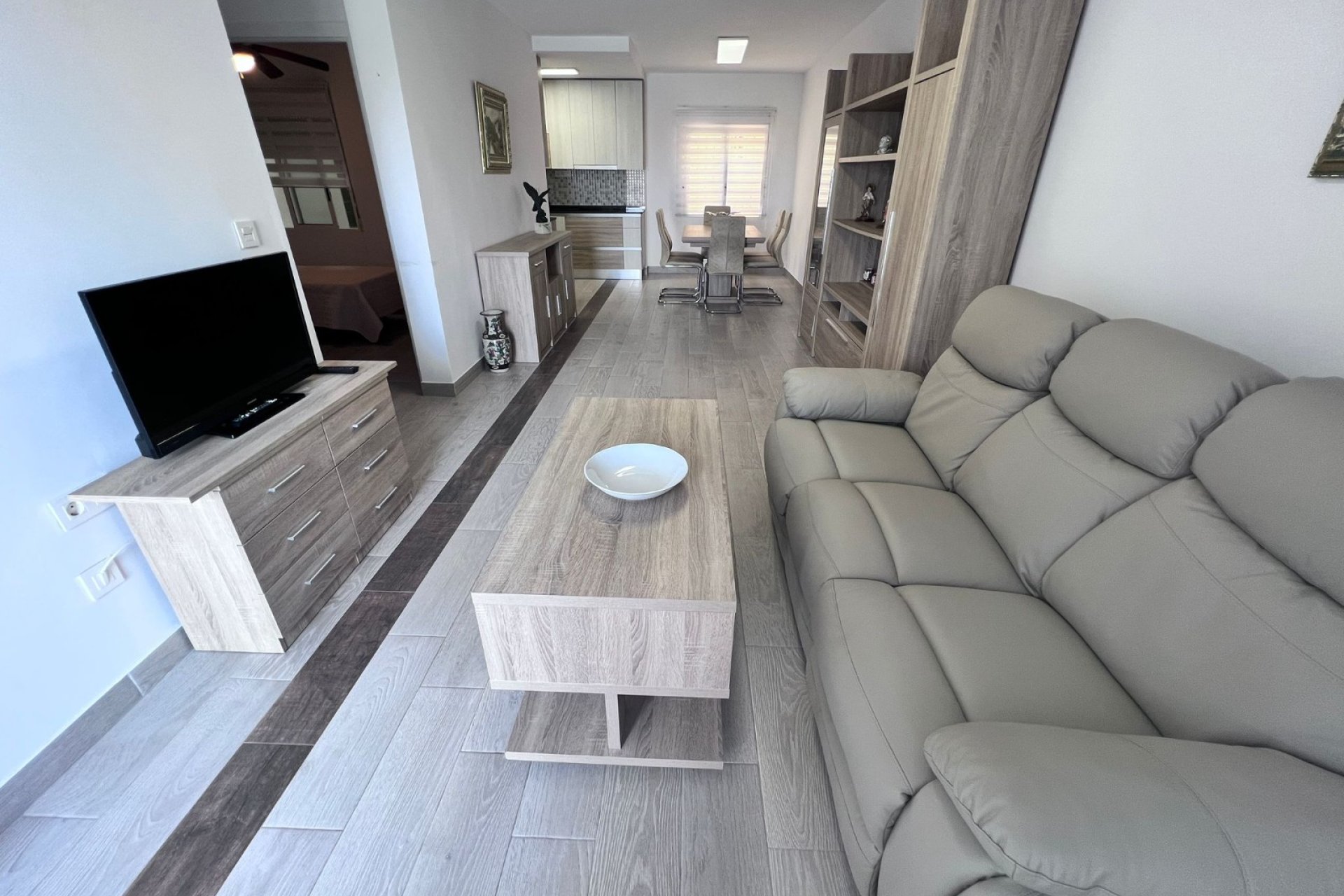 Resale - Apartment / flat - Torrevieja - El Limonar