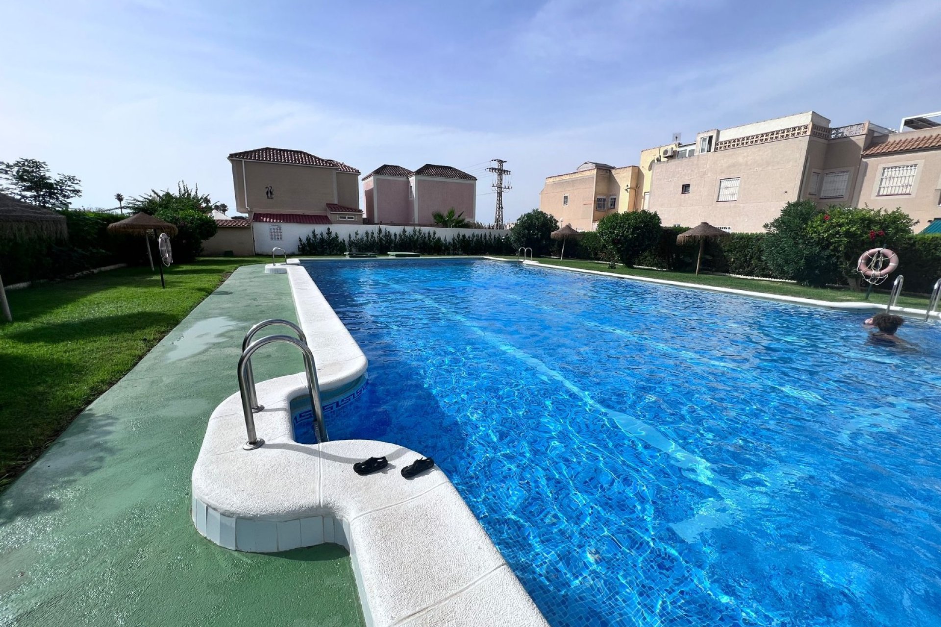 Resale - Apartment / flat - Torrevieja - El Limonar