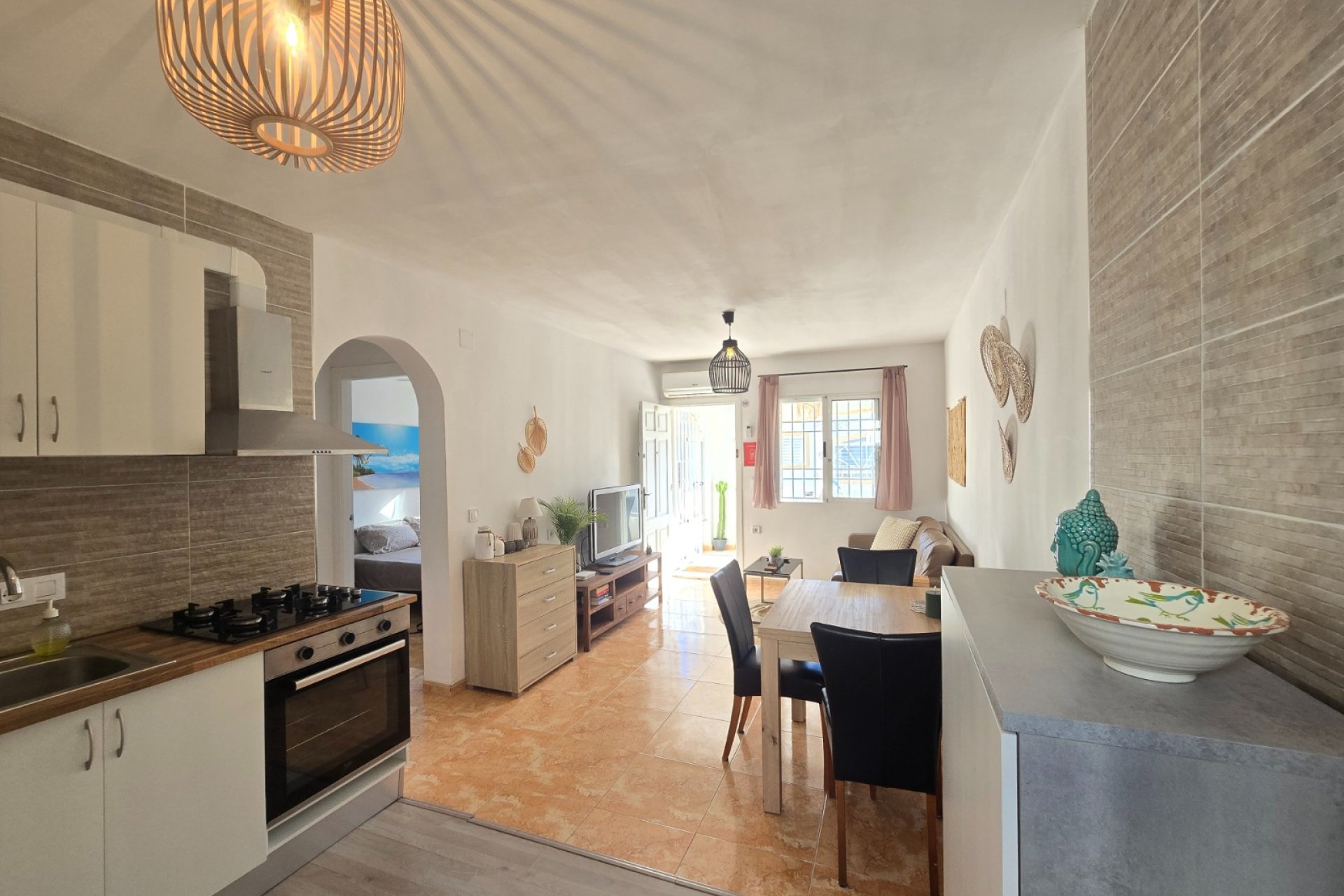 Resale - Apartment / Flat * - Torrevieja - El Limonar *