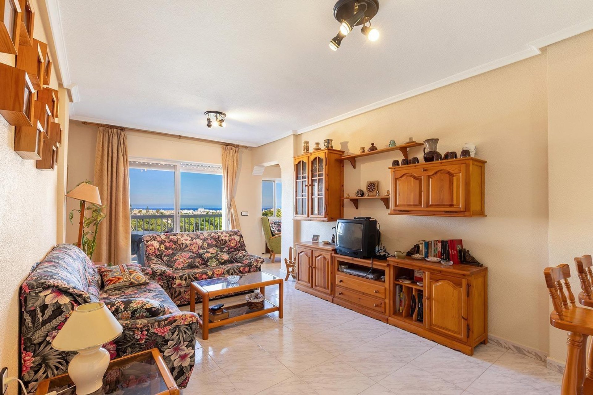 Resale - Apartment / flat - Torrevieja - Estacion de autobuses