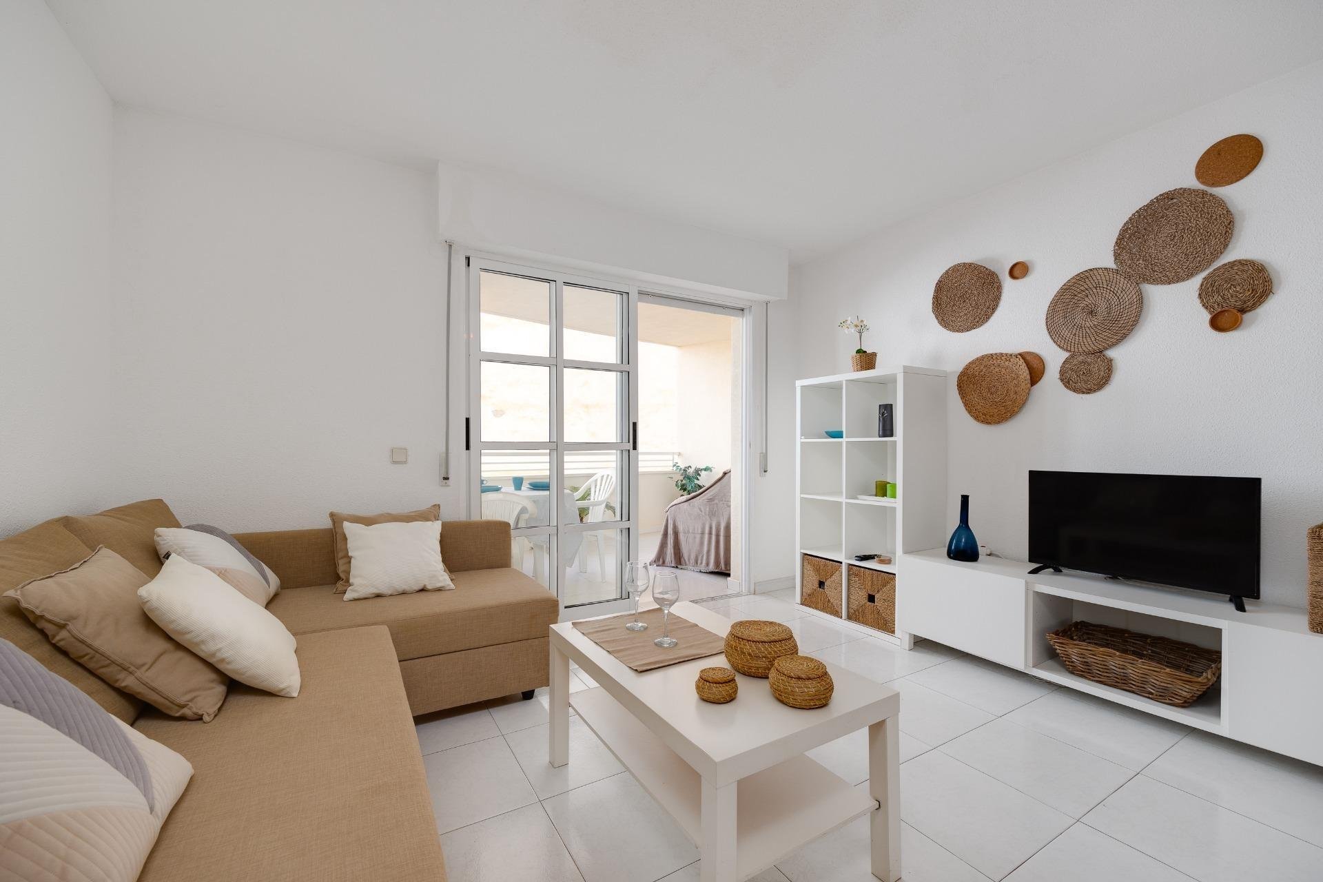 Resale - Apartment / flat - Torrevieja - Estacion de autobuses