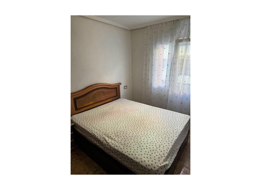 Resale - Apartment / flat - Torrevieja - Estacion de autobuses