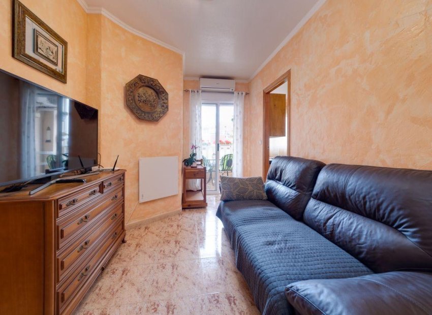 Resale - Apartment / flat - Torrevieja - Estacion de autobuses