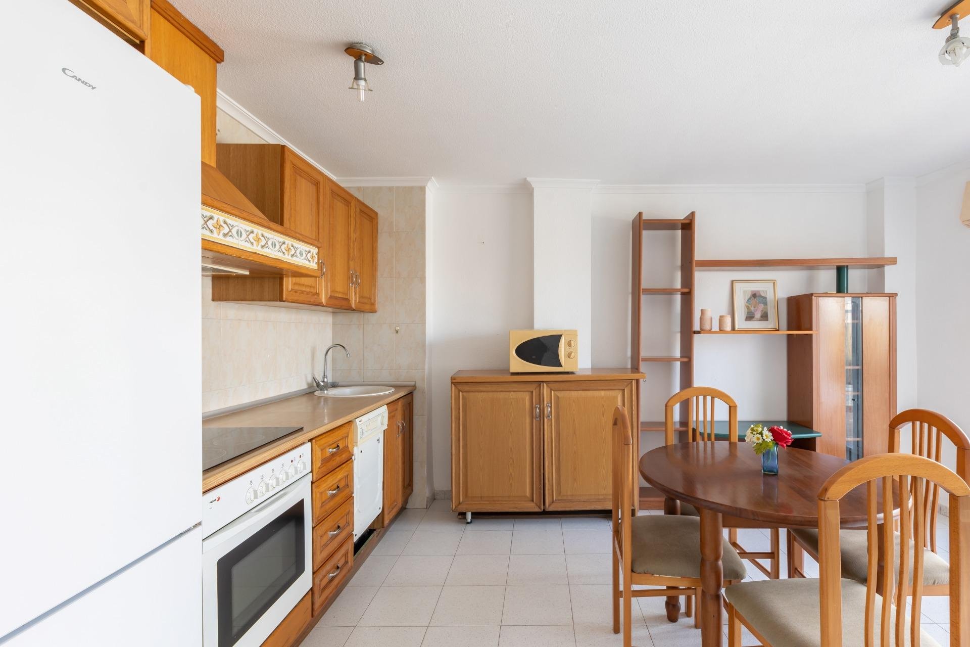 Resale - Apartment / flat - Torrevieja - Habaneras