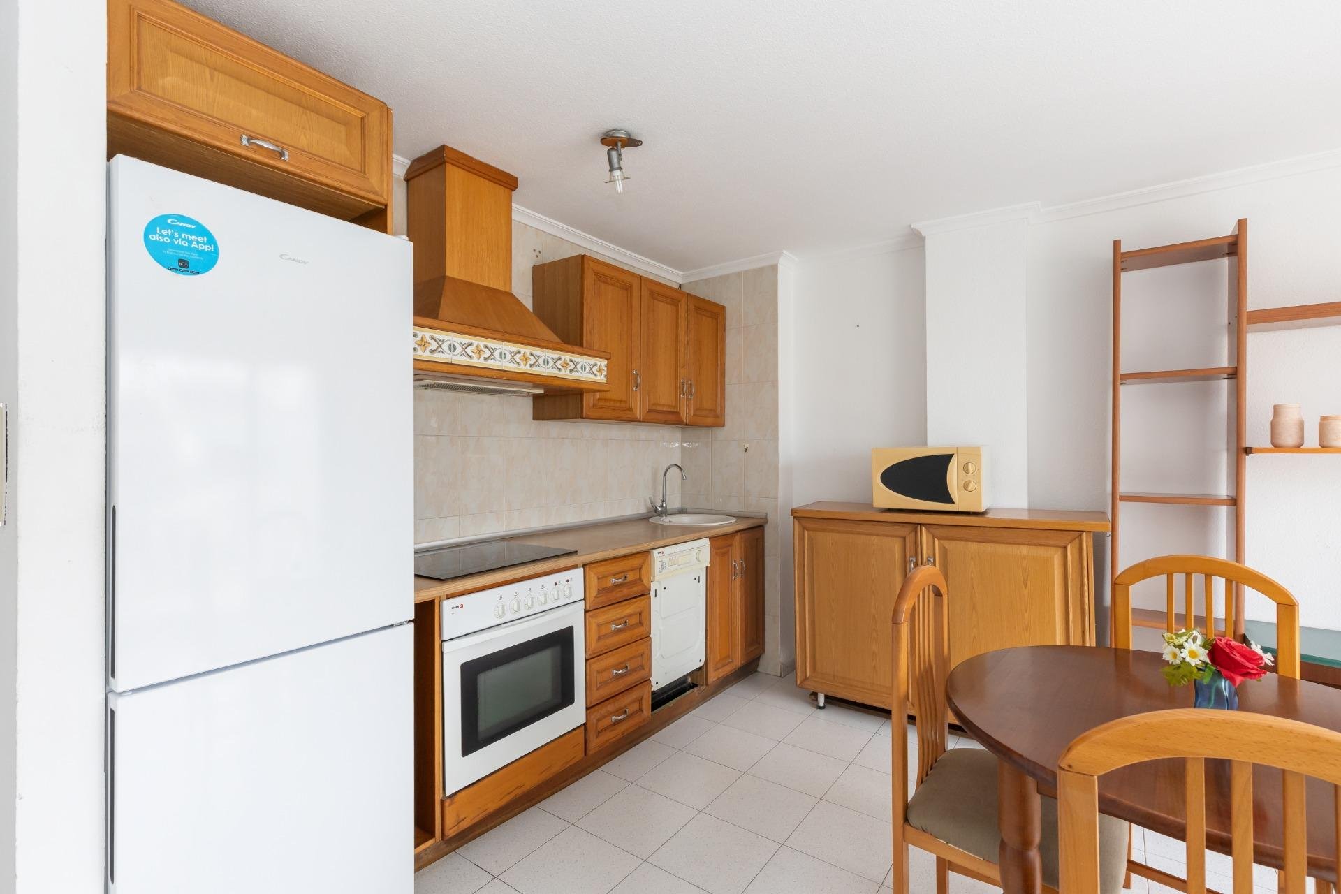 Resale - Apartment / flat - Torrevieja - Habaneras