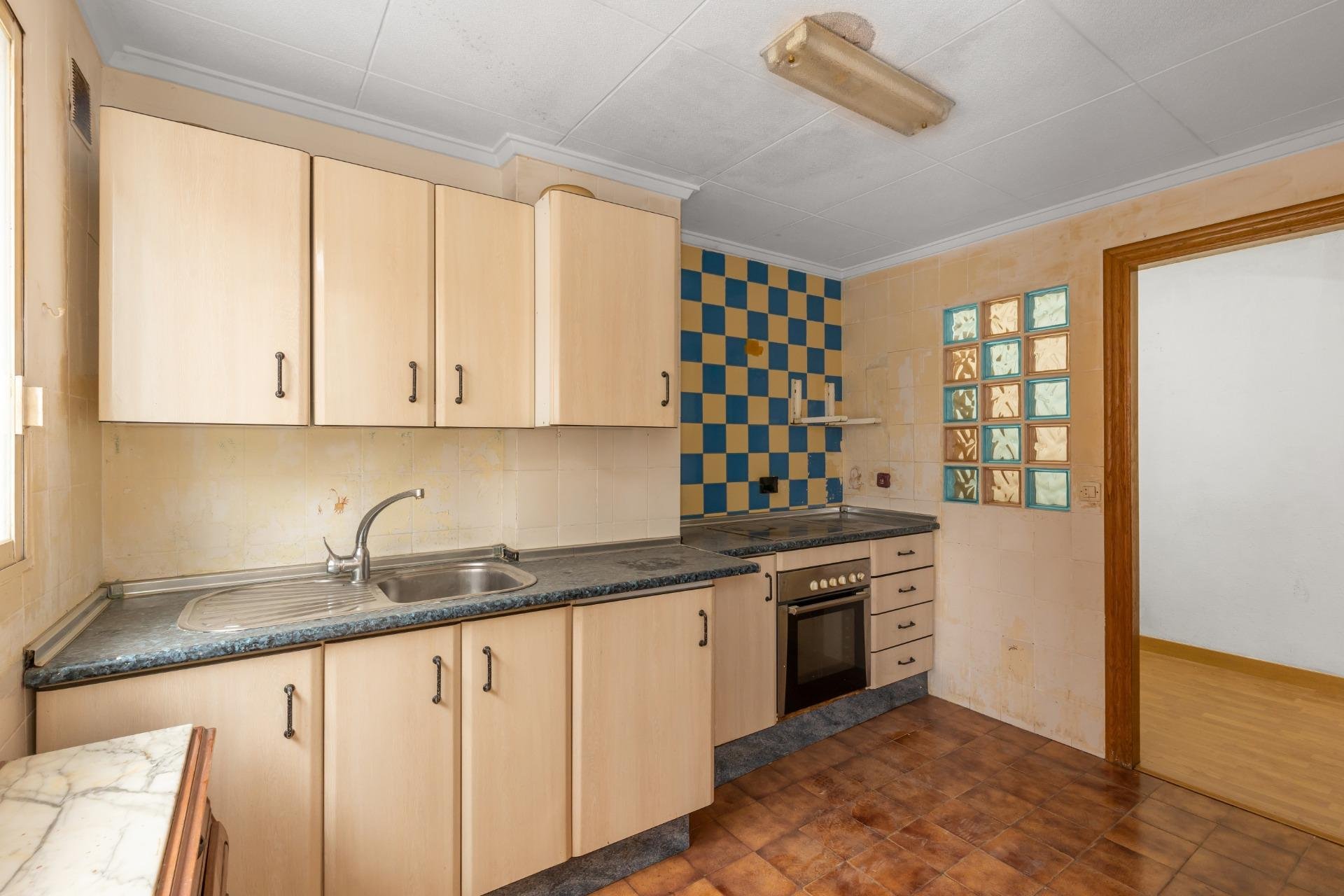 Resale - Apartment / Flat * - Torrevieja * - Habaneras *