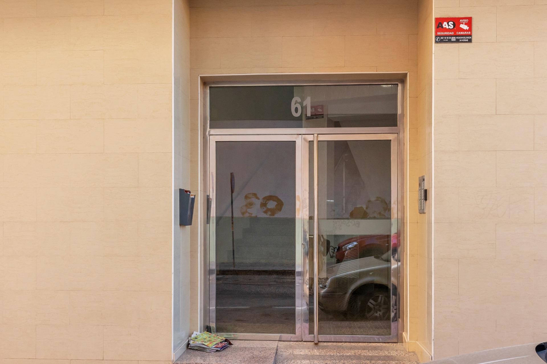 Resale - Apartment / Flat * - Torrevieja * - Habaneras *