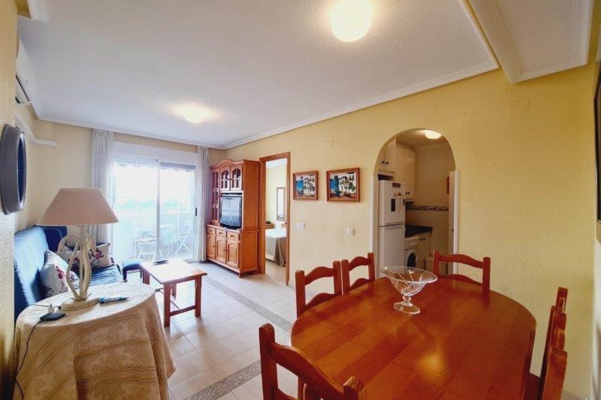 Resale - Apartment / flat - Torrevieja - La Mata pueblo