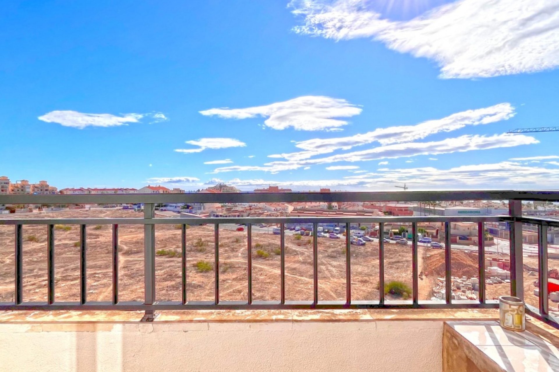 Resale - Apartment / flat - Torrevieja - La Mata