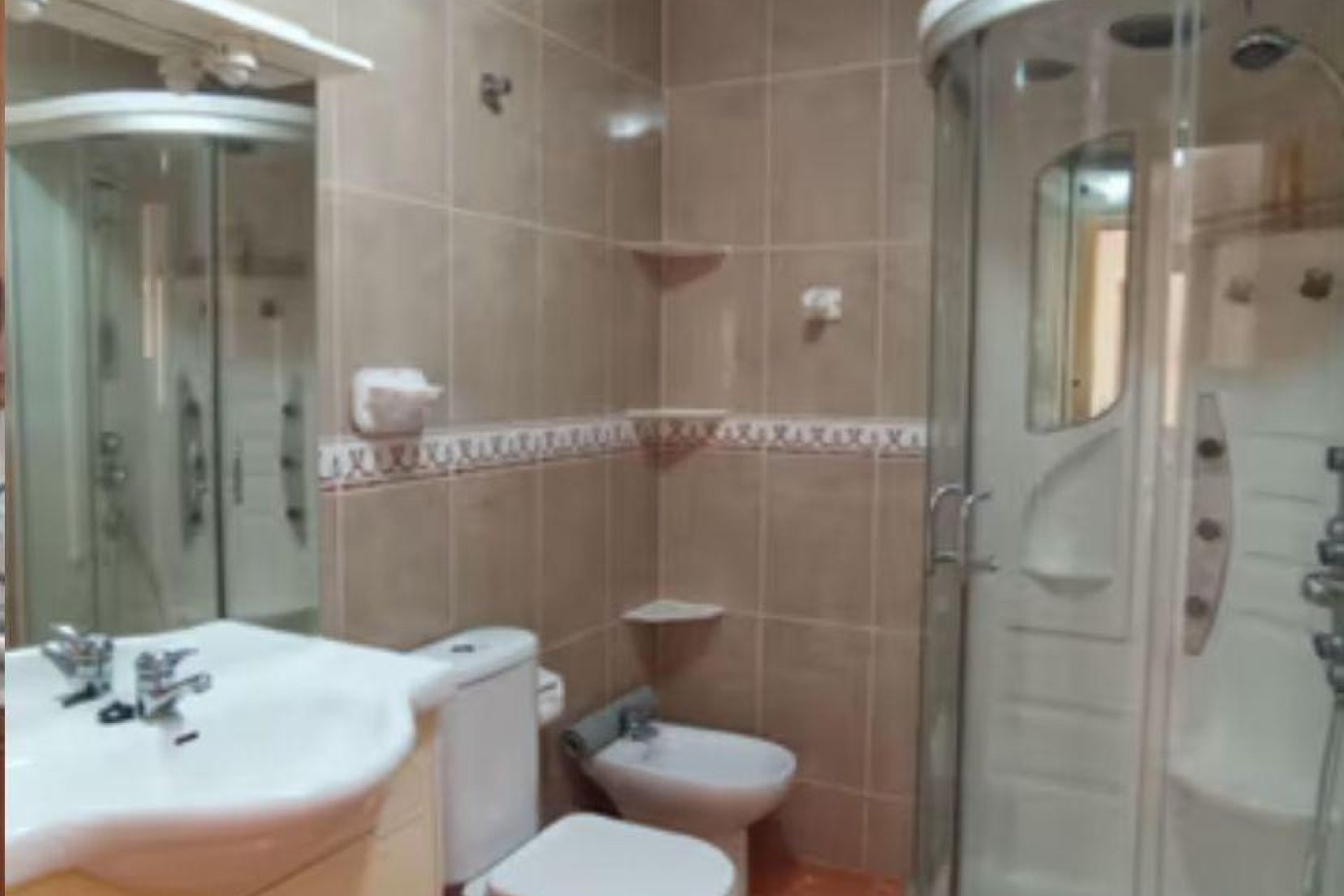 Resale - Apartment / flat - Torrevieja - La Mata