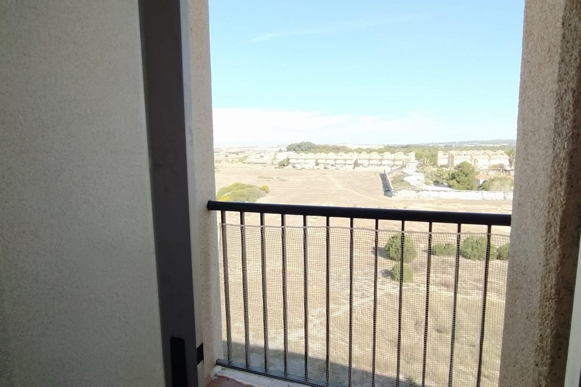 Resale - Apartment / flat - Torrevieja - La Mata