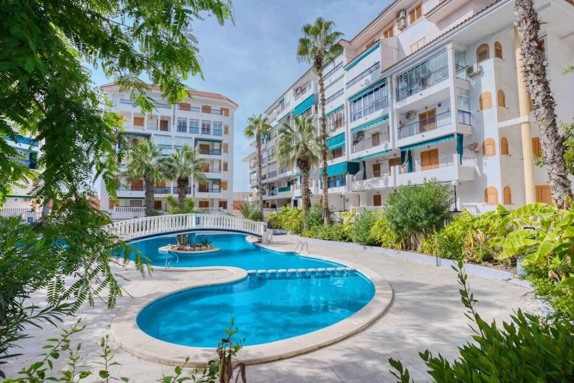 Resale - Apartment / flat - Torrevieja - La Mata