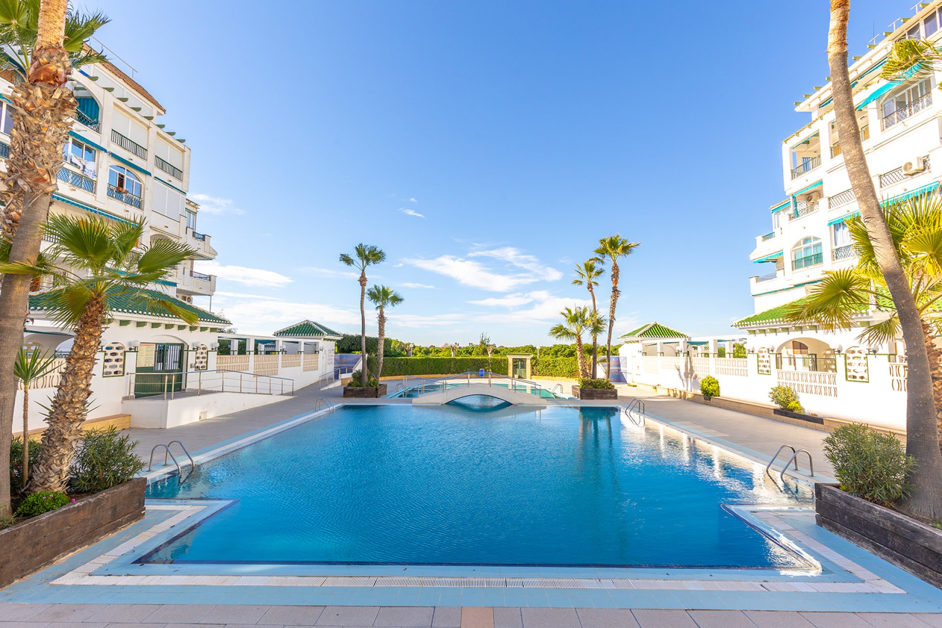 Resale - Apartment / flat - Torrevieja - La Mata