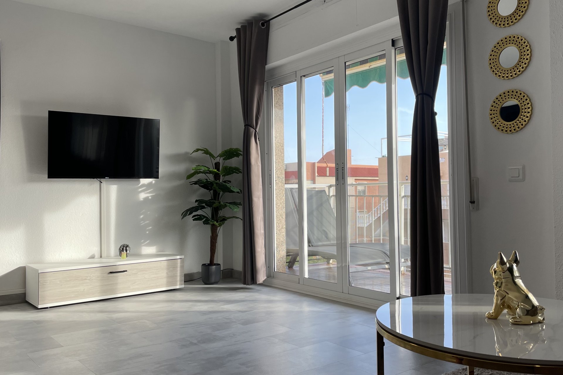 Resale - Apartment / flat - Torrevieja - La Mata