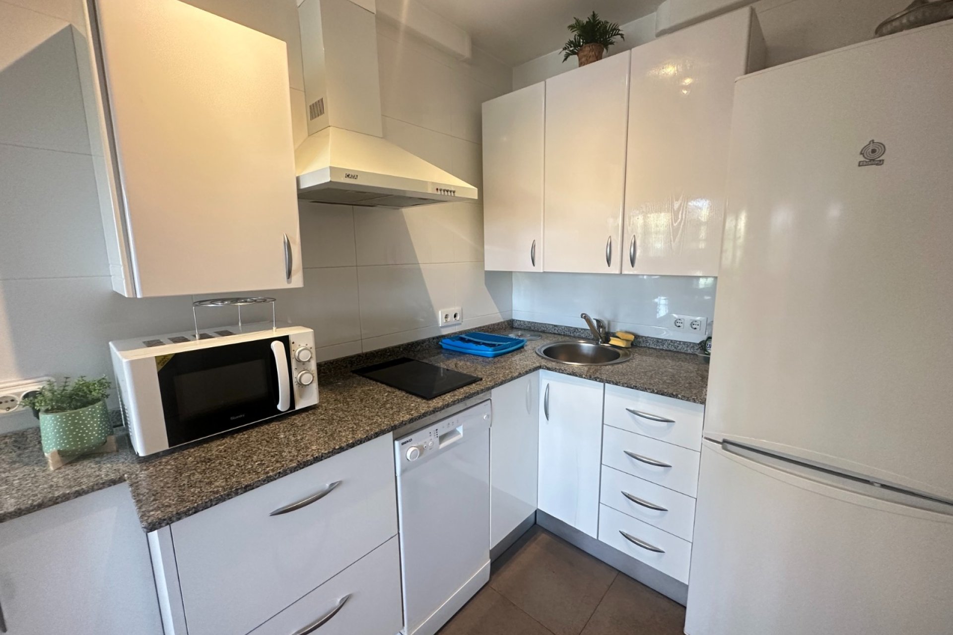 Resale - Apartment / flat - Torrevieja - La Mata