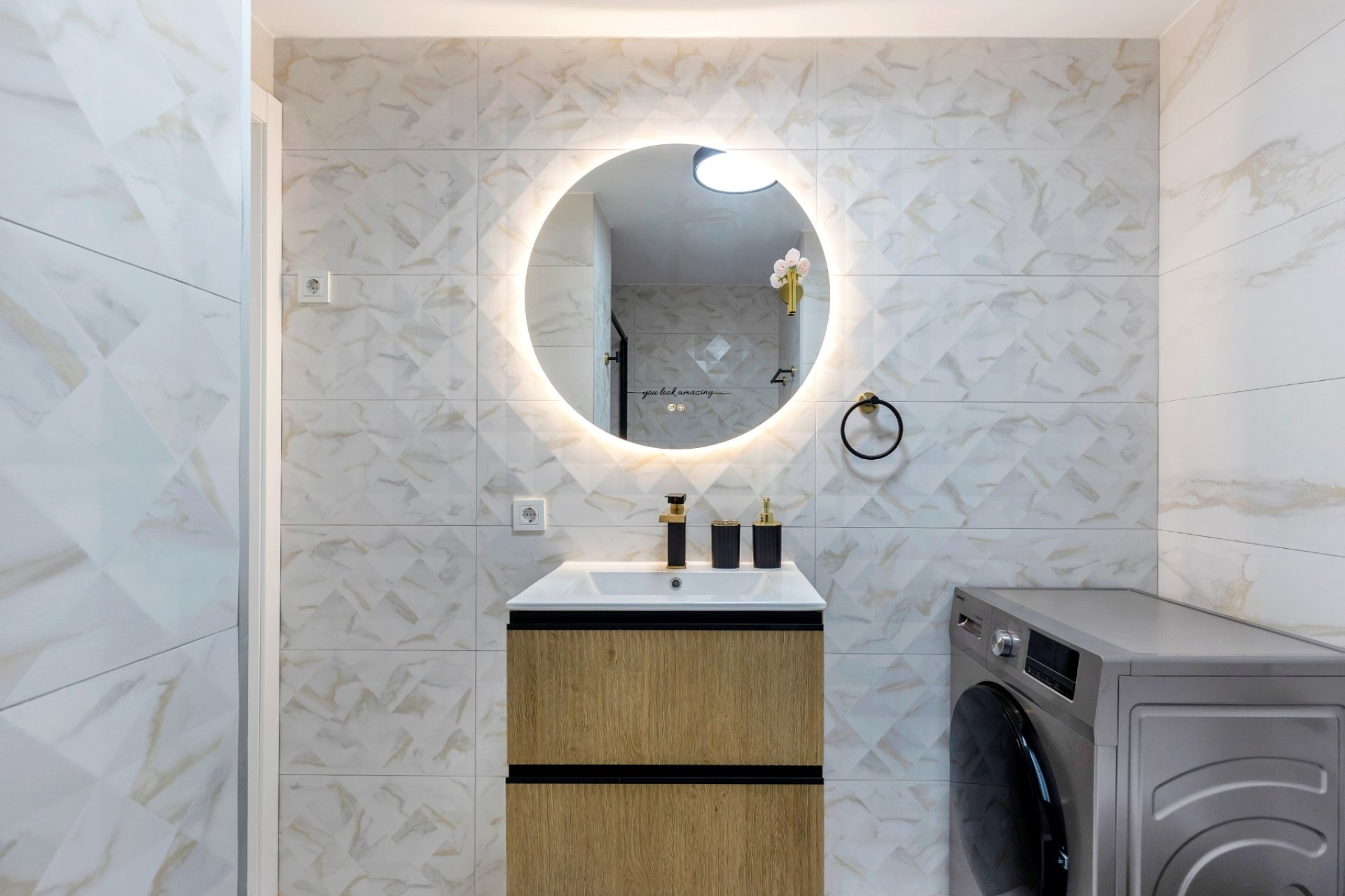 Resale - Apartment / Flat * - Torrevieja - La Mata *