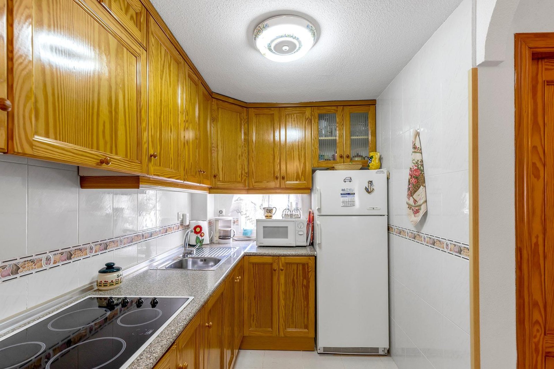 Resale - Apartment / Flat * - Torrevieja - La Mata *