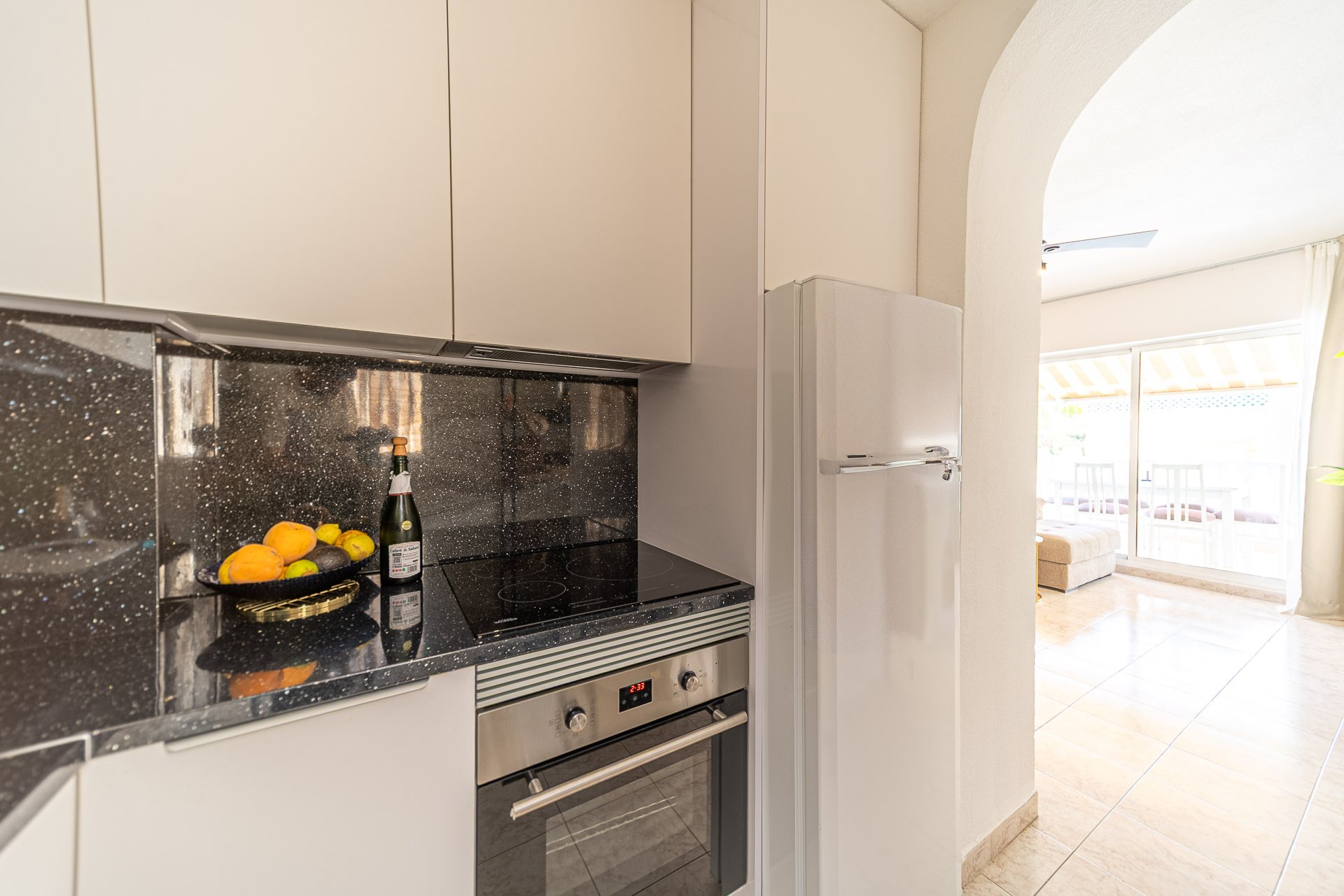 Resale - Apartment / Flat * - Torrevieja - La Mata *