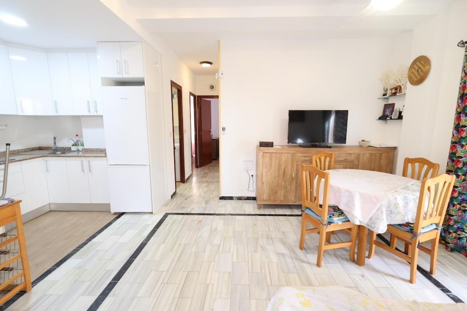 Resale - Apartment / Flat * - Torrevieja - La Mata *
