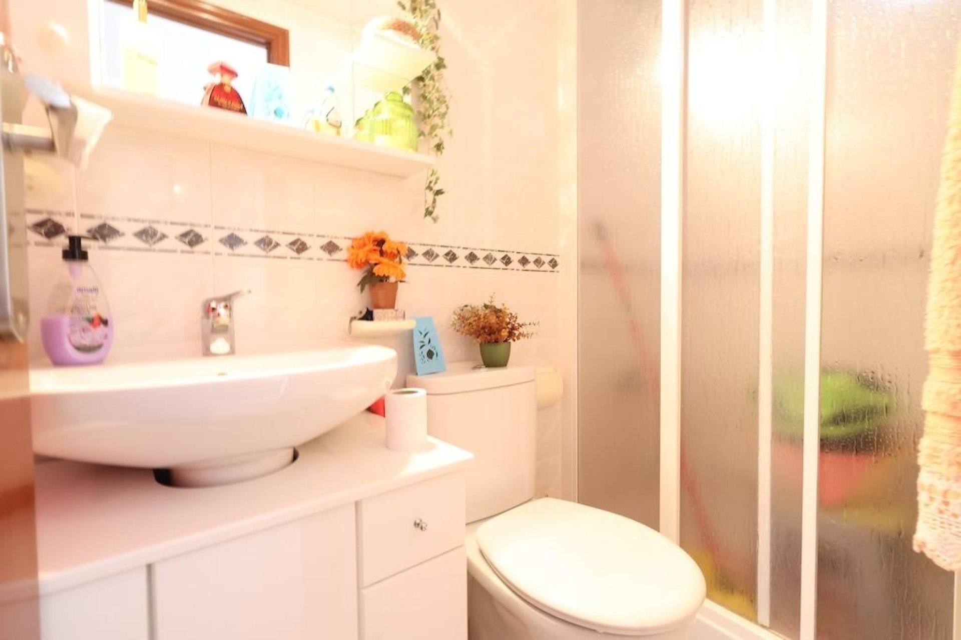 Resale - Apartment / Flat * - Torrevieja * - La Mata *