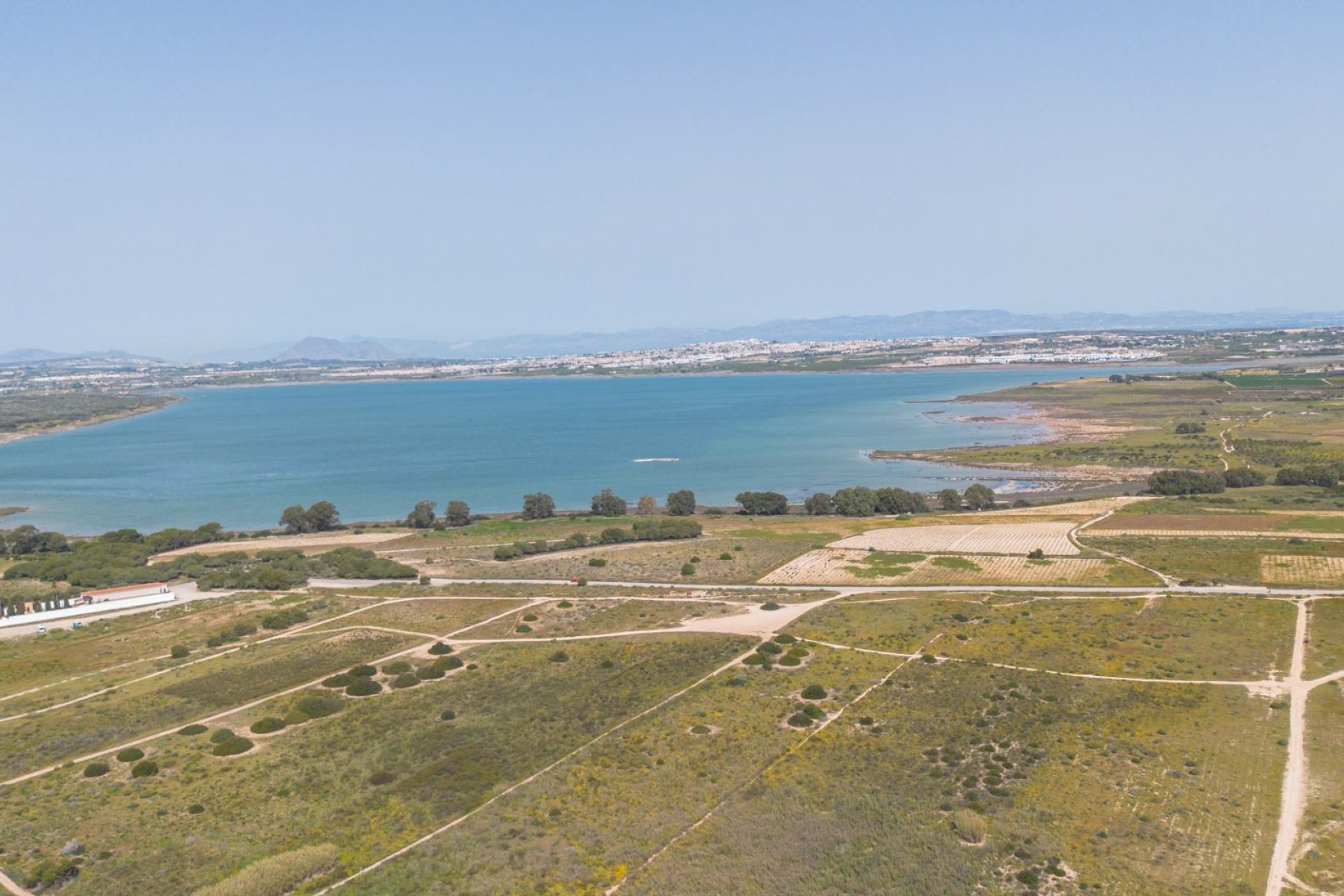 Resale - Apartment / Flat * - Torrevieja * - La Mata *