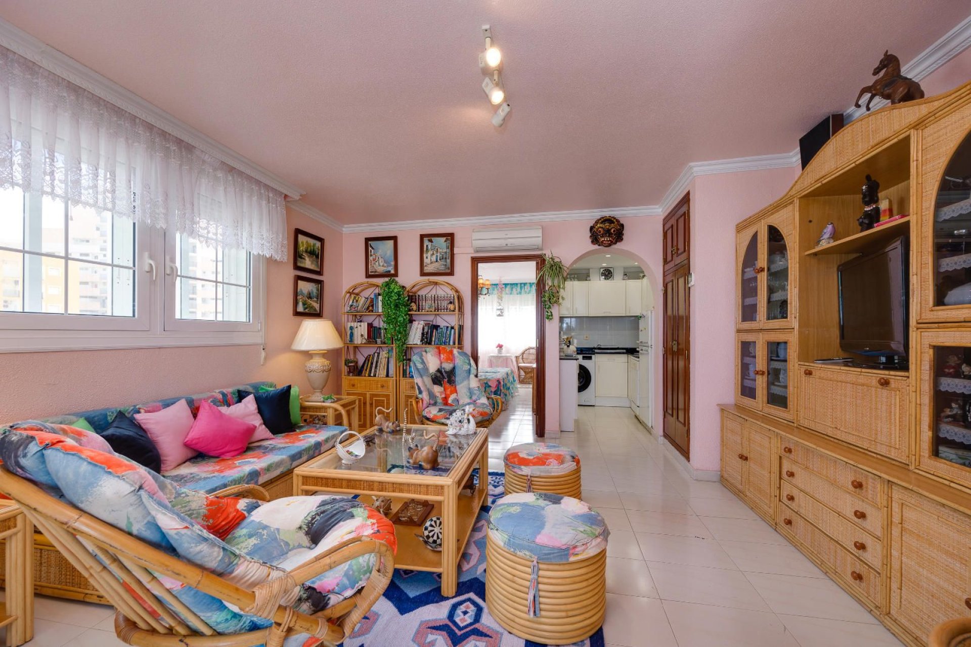 Resale - Apartment / Flat * - Torrevieja * - La Mata *