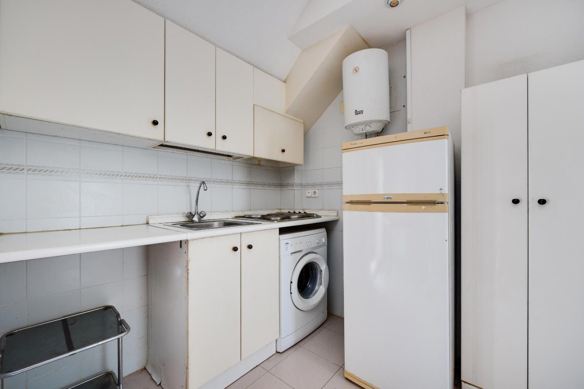 Resale - Apartment / Flat * - Torrevieja * - La Mata *