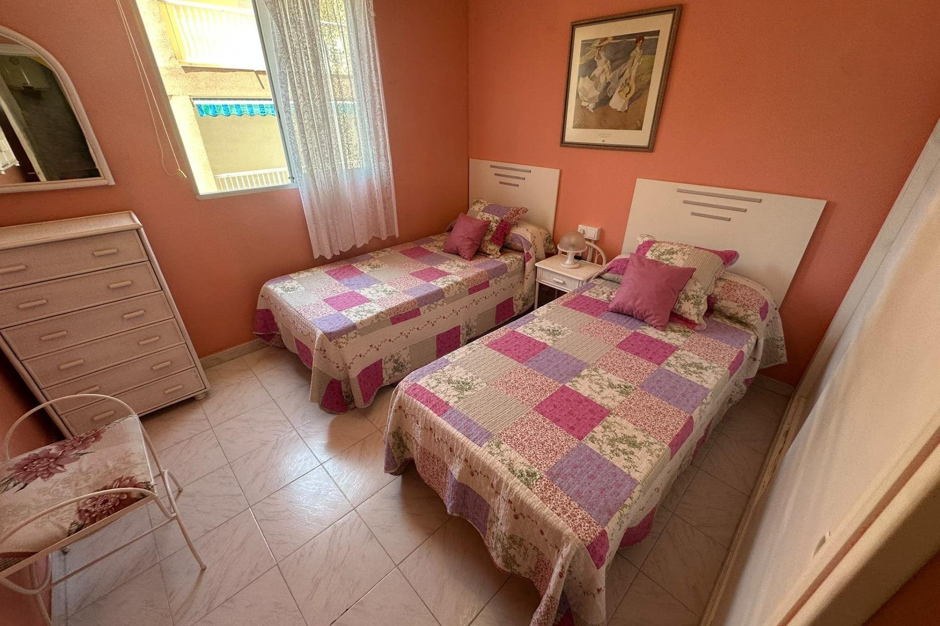 Resale - Apartment / Flat * - Torrevieja * - La Mata *
