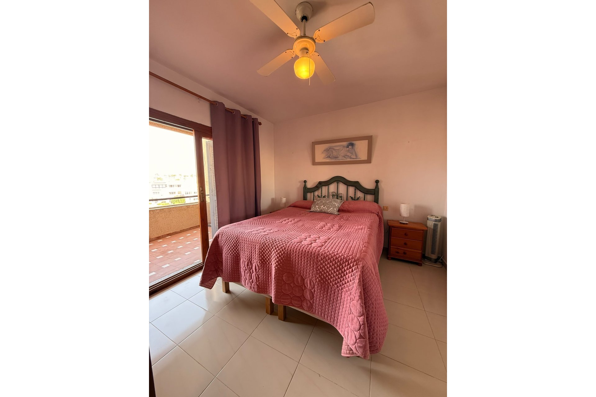 Resale - Apartment / Flat * - Torrevieja * - La Mata *