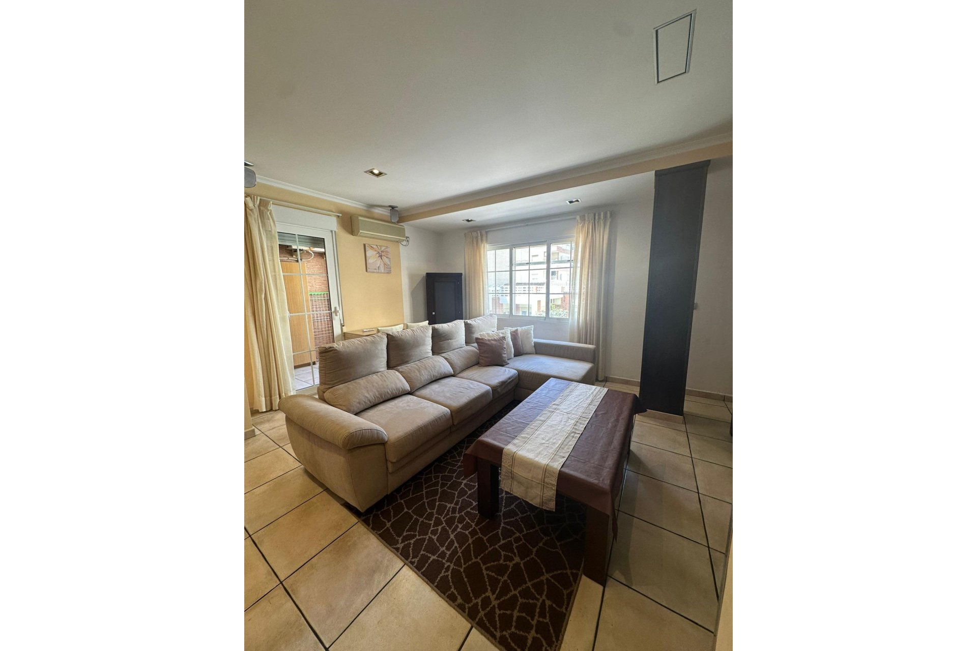 Resale - Apartment / Flat * - Torrevieja * - La Mata *
