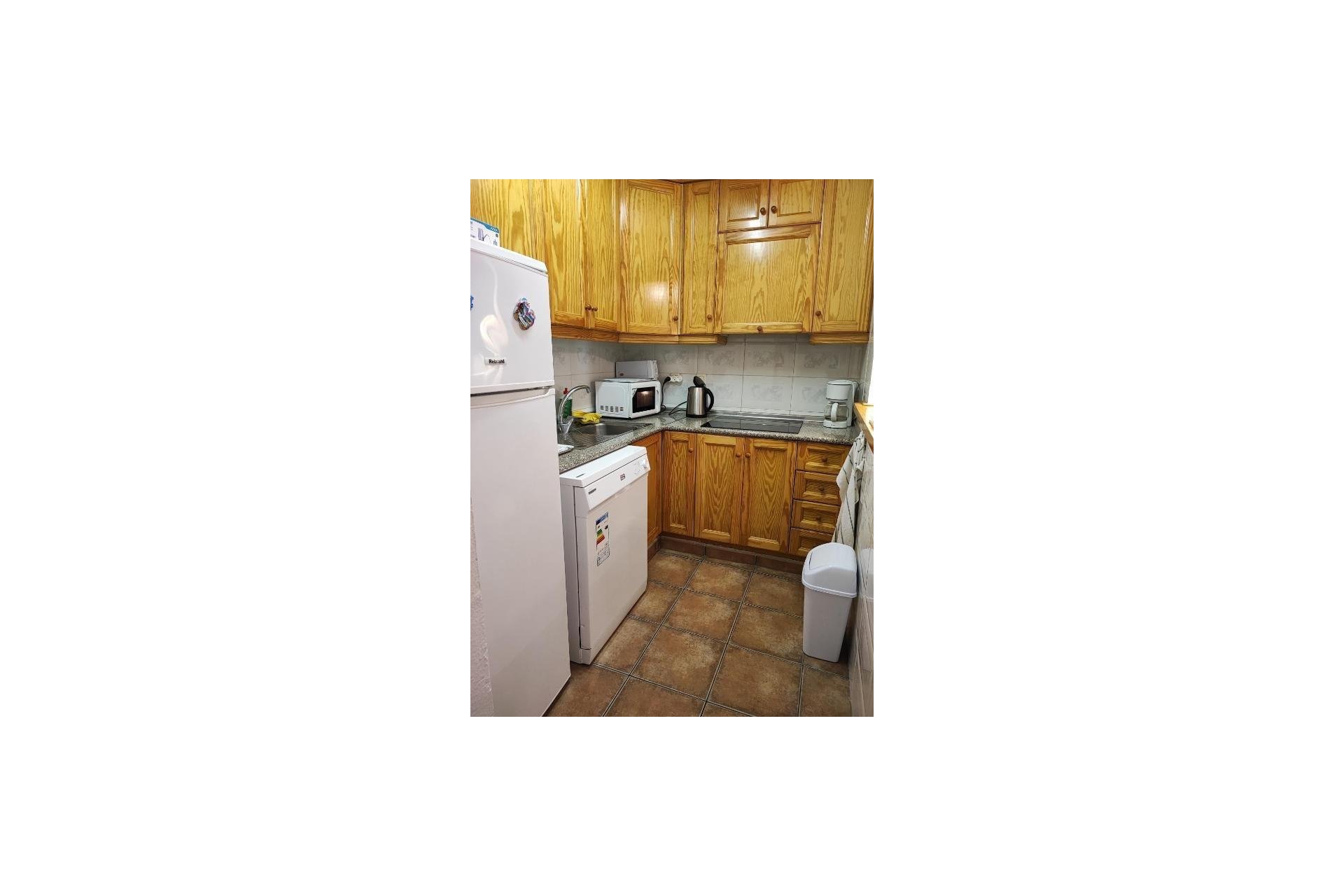 Resale - Apartment / Flat * - Torrevieja * - La Mata *