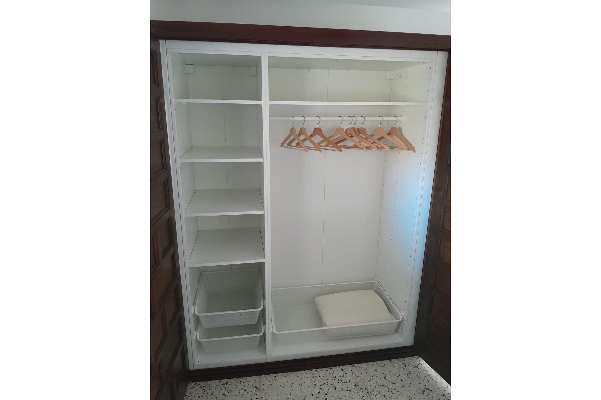 Resale - Apartment / Flat * - Torrevieja * - La Mata *