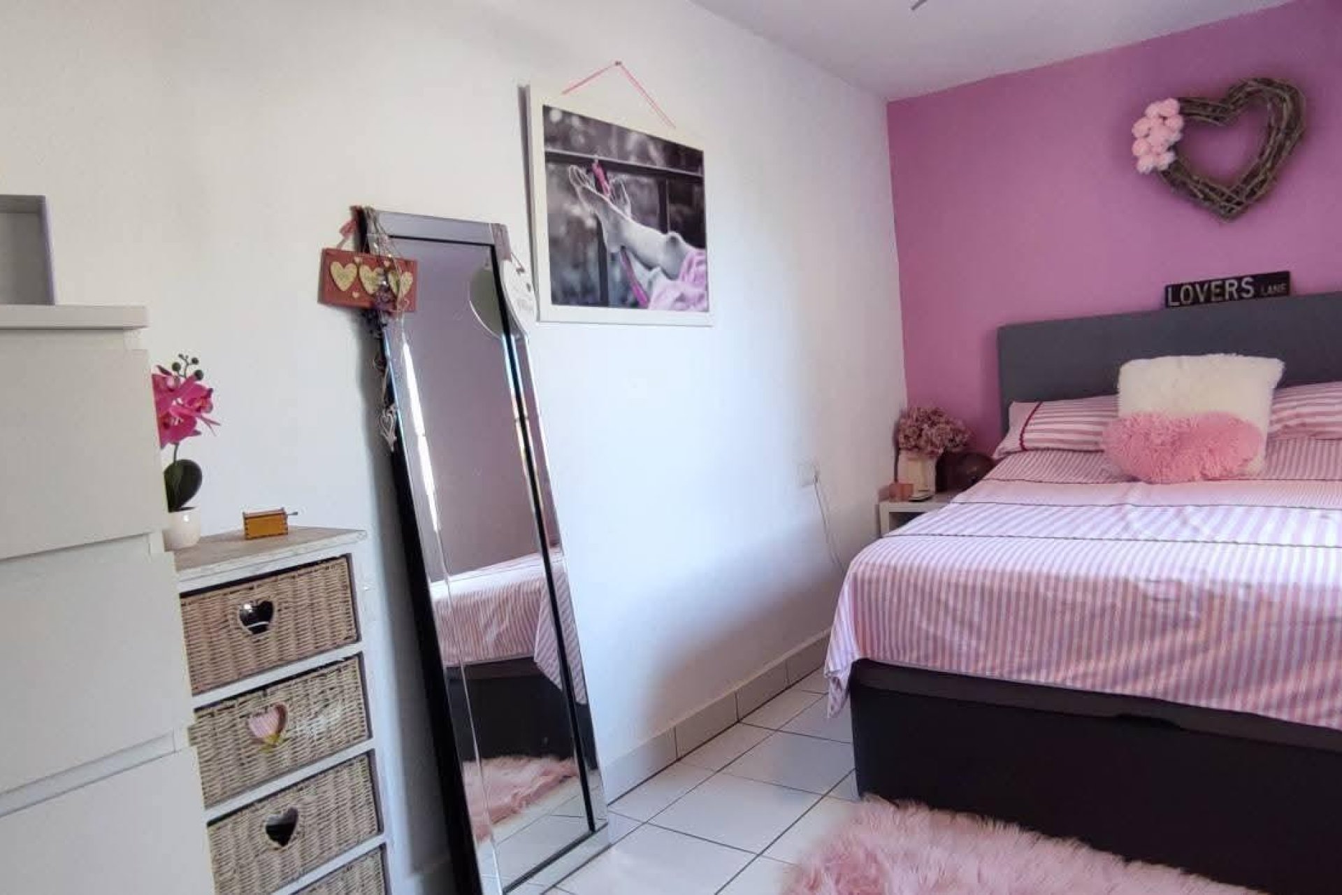 Resale - Apartment / Flat * - Torrevieja * - La Mata *