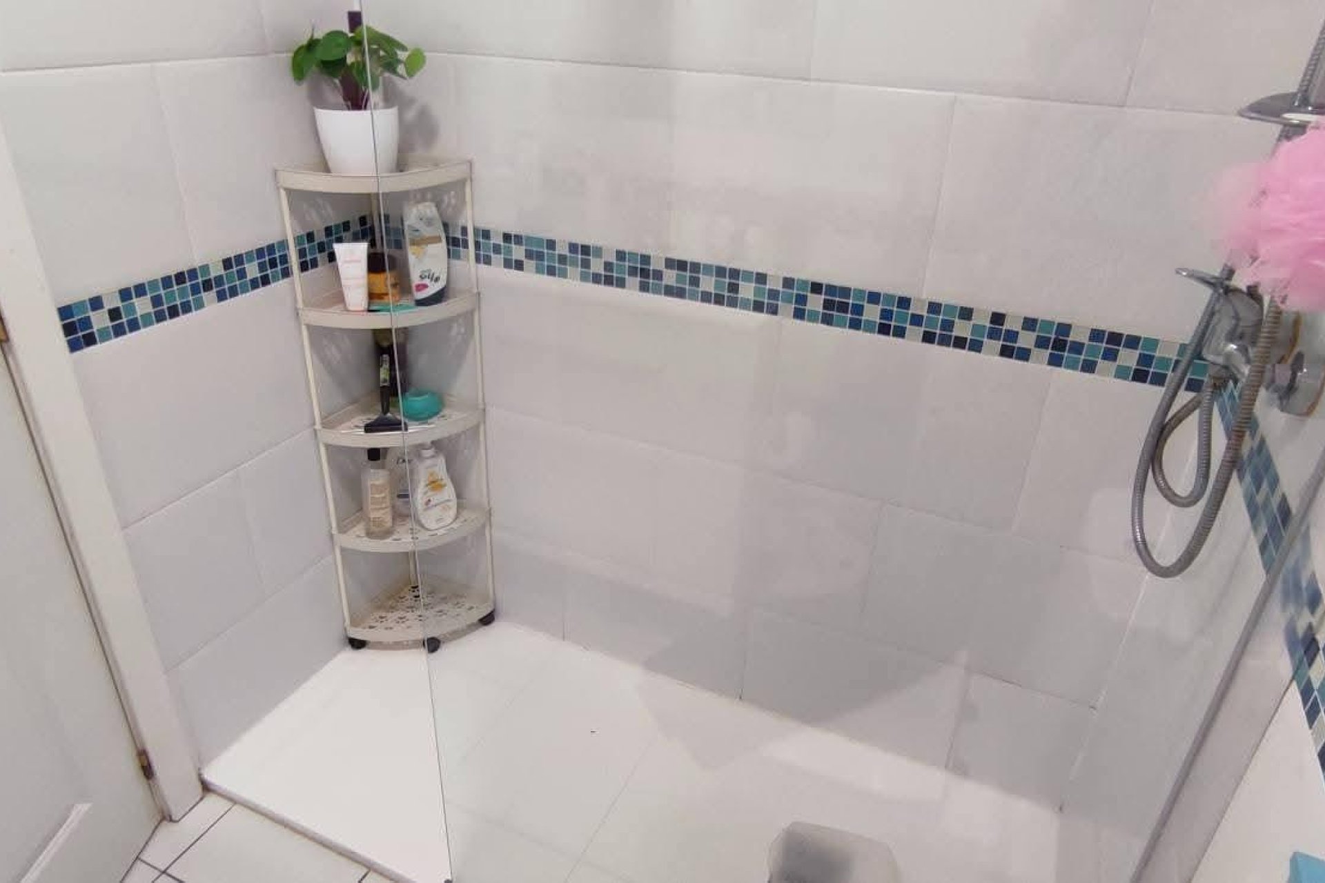 Resale - Apartment / Flat * - Torrevieja * - La Mata *
