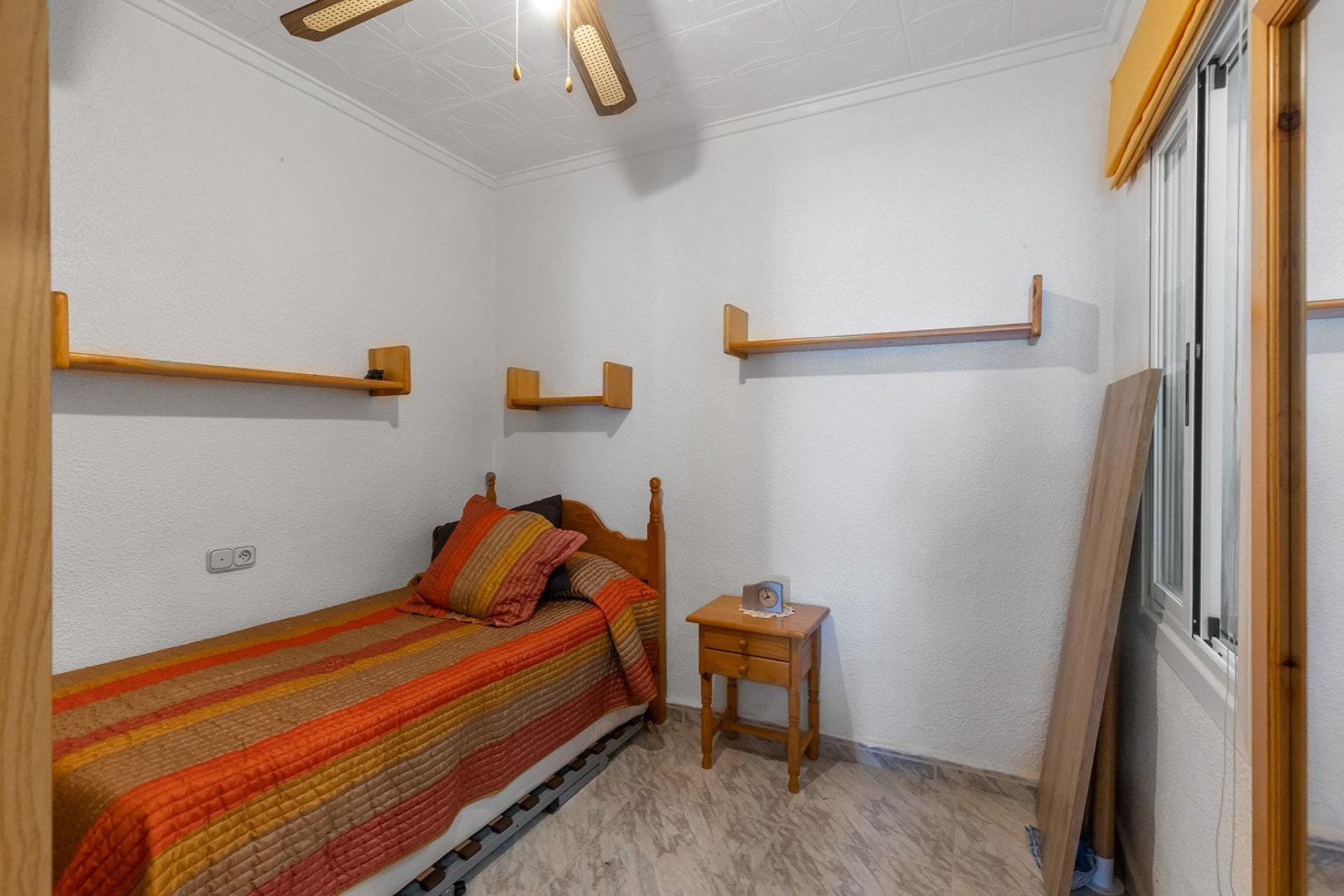 Resale - Apartment / Flat * - Torrevieja * - La Siesta - El Salado - Torreta