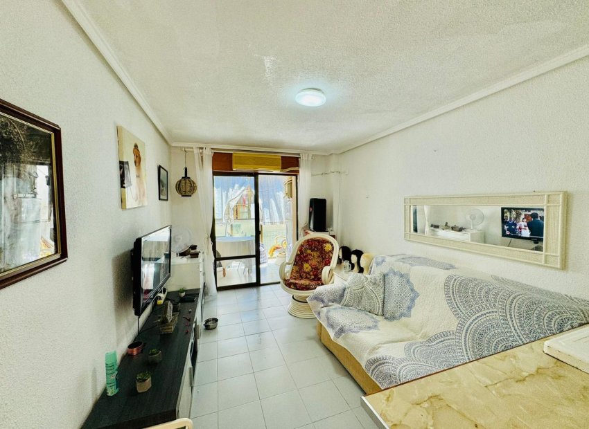 Resale - Apartment / flat - Torrevieja - La siesta