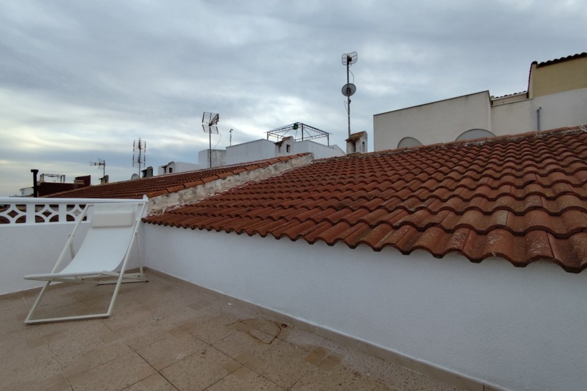 Resale - Apartment / Flat * - Torrevieja * - La Siesta *