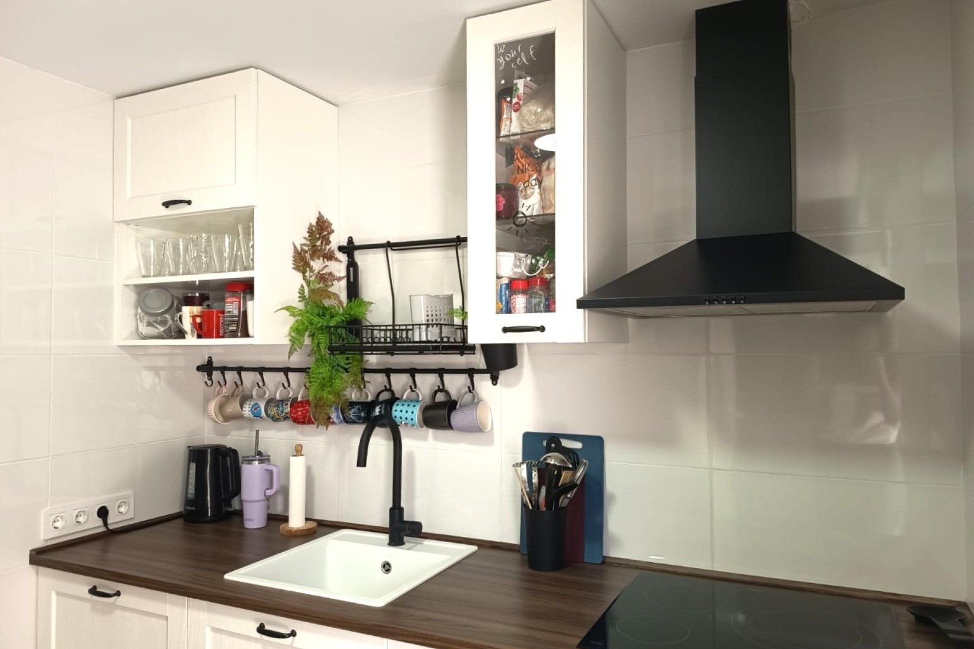 Resale - Apartment / Flat * - Torrevieja * - La Siesta *