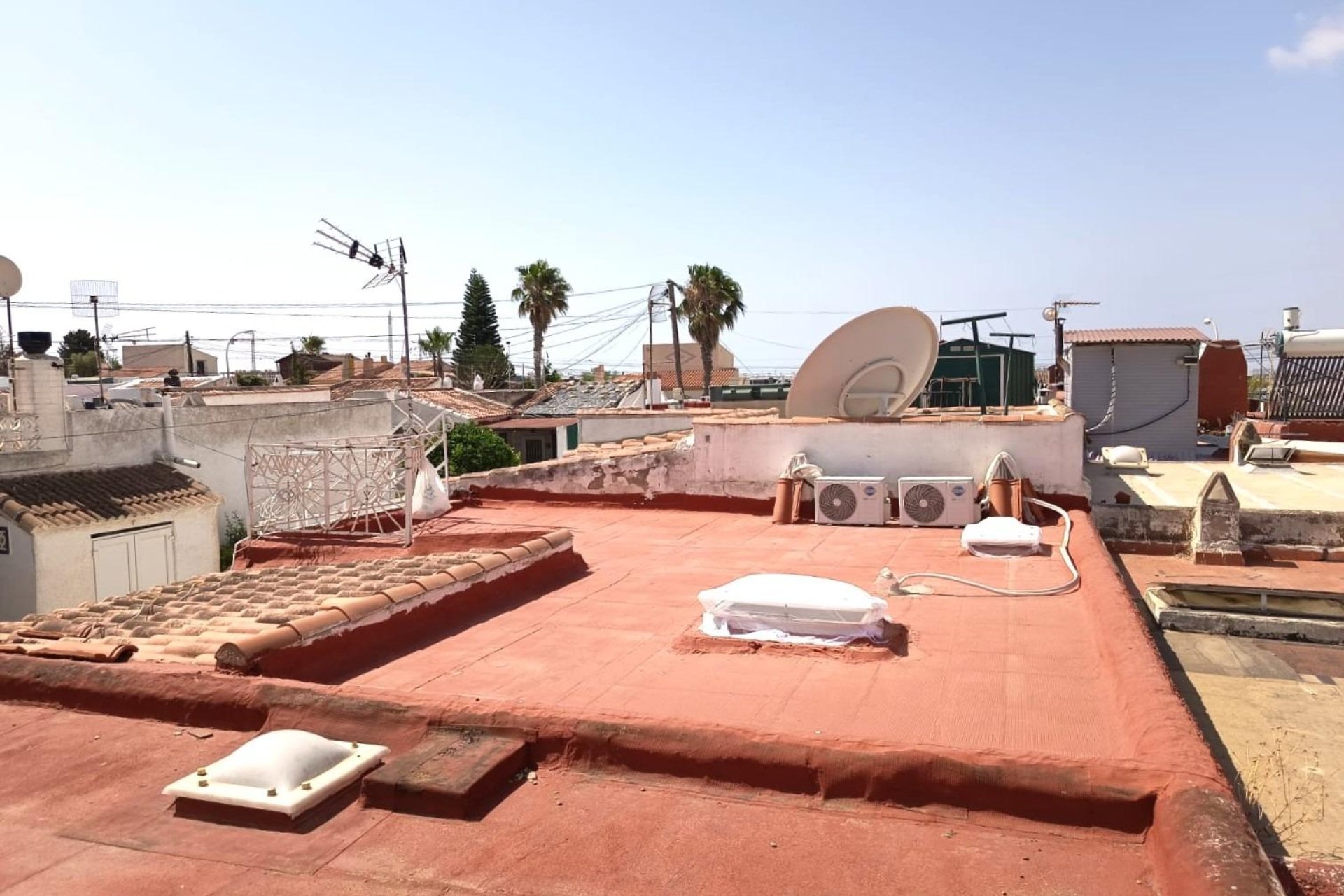 Resale - Apartment / Flat * - Torrevieja * - La Siesta *
