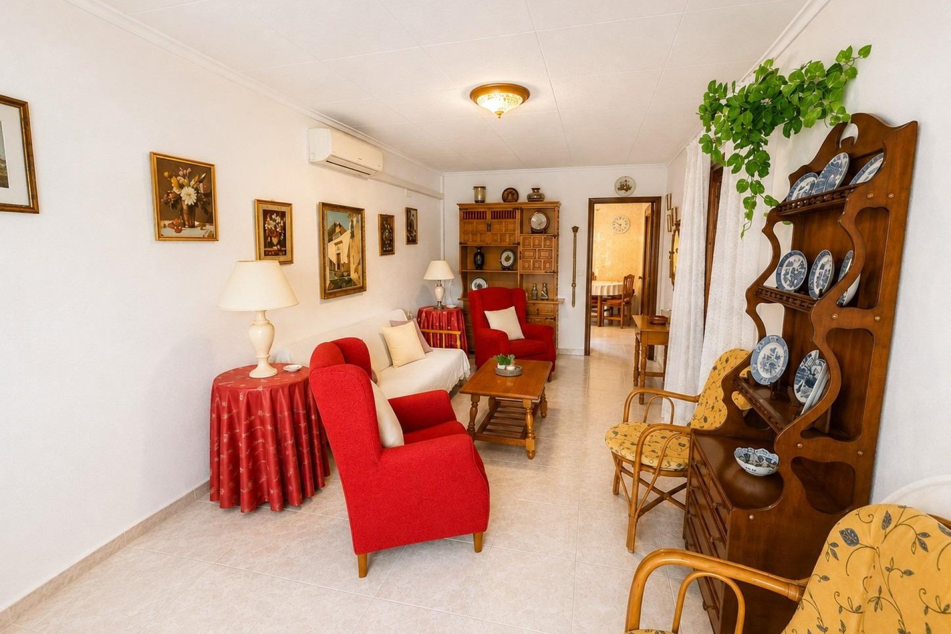 Resale - Apartment / Flat * - Torrevieja * - La Siesta *