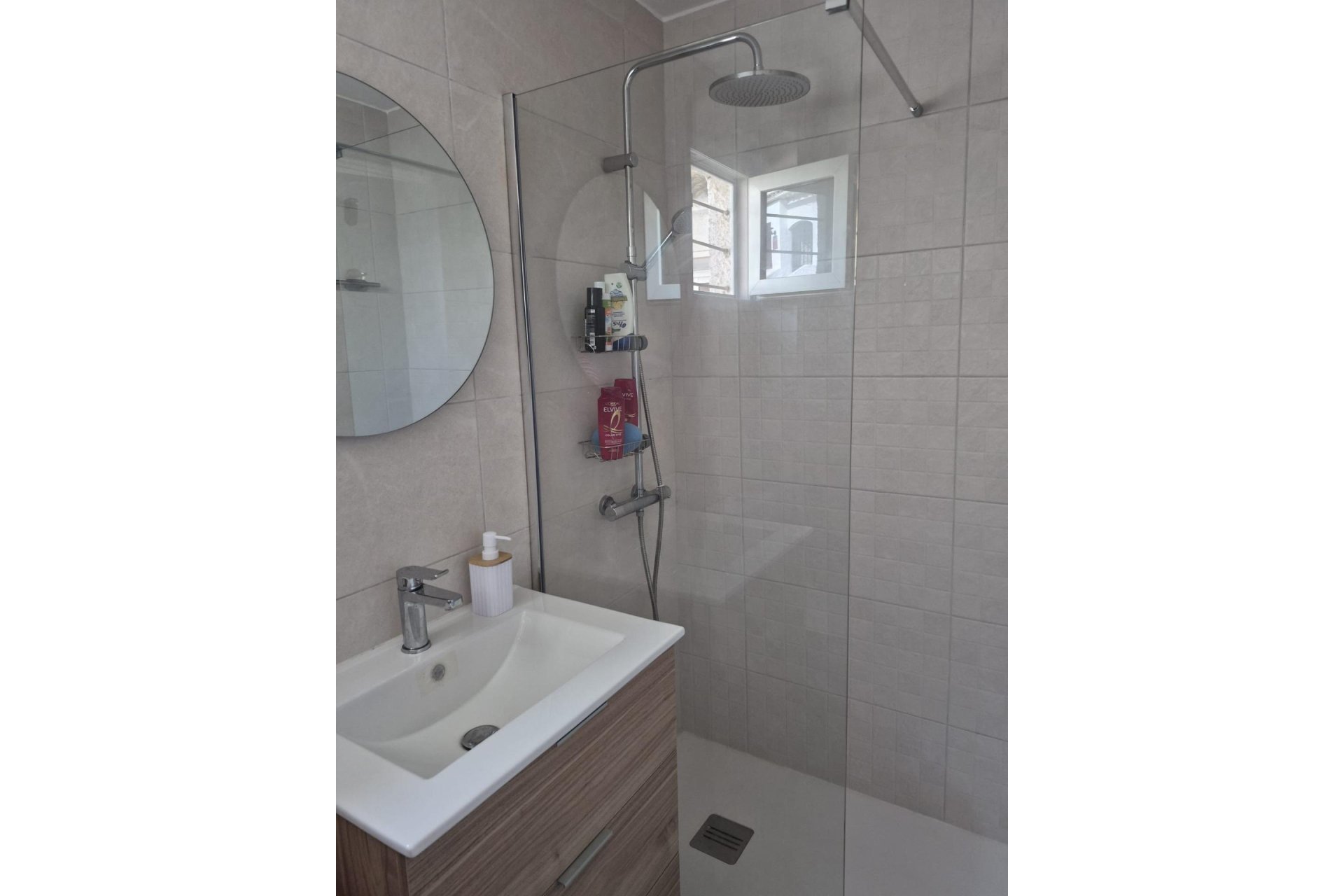 Resale - Apartment / Flat * - Torrevieja * - La Siesta *