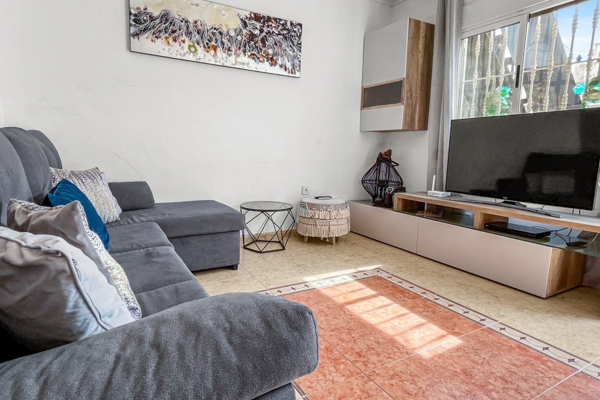 Resale - Apartment / Flat * - Torrevieja * - La Siesta *
